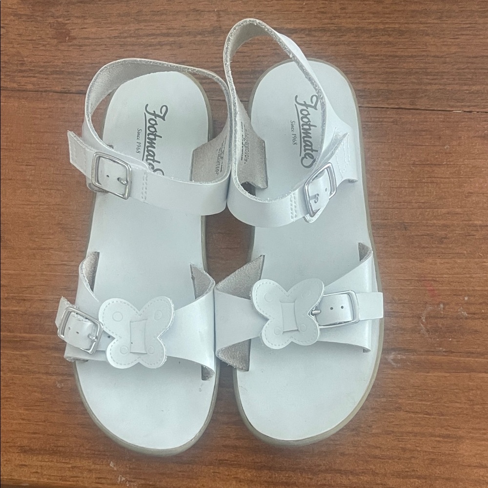 FootMates White Kids Sandals